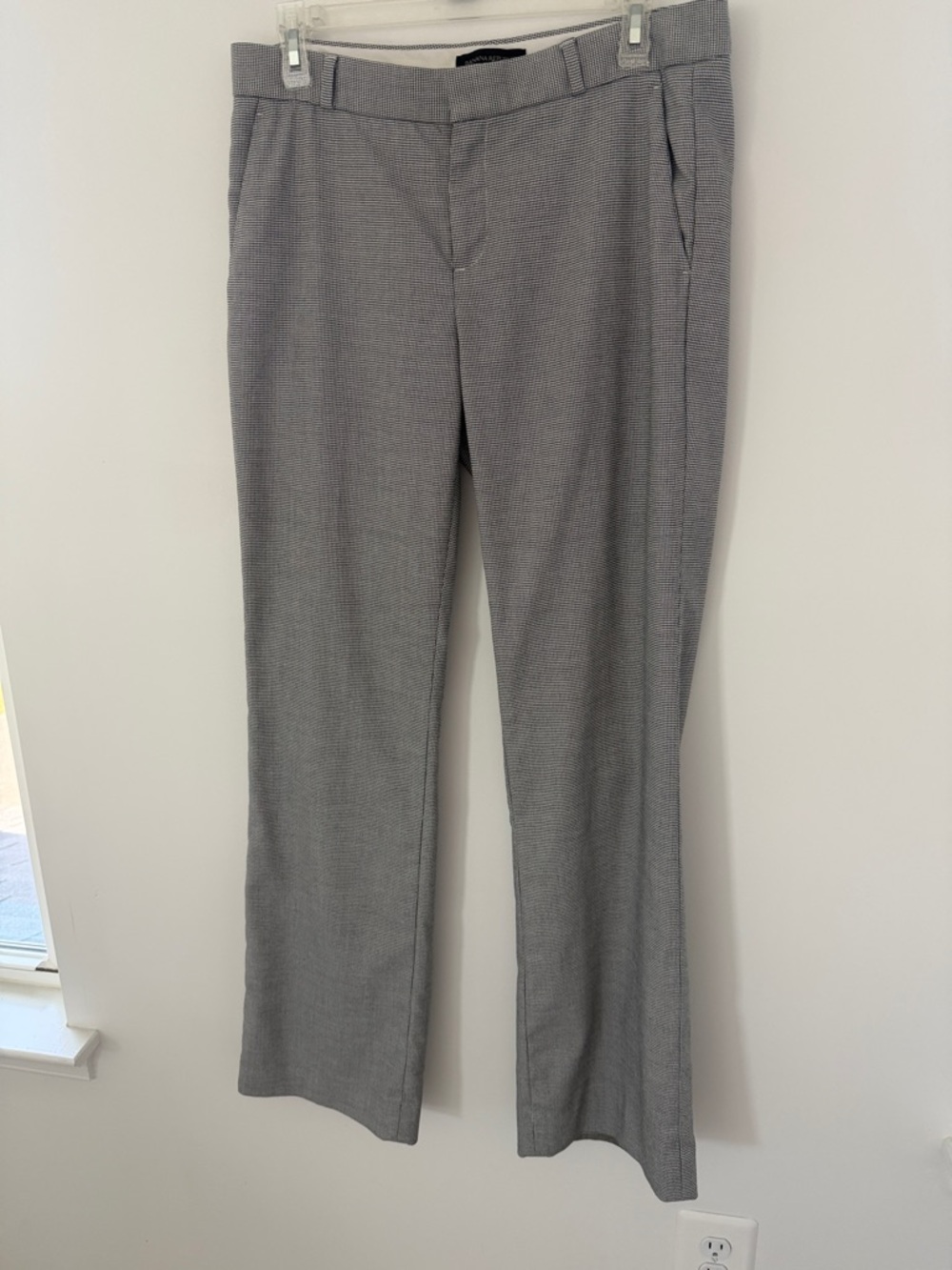 Women's Banana Republic "Logan" Dress Pants - Classic Straight Fit
